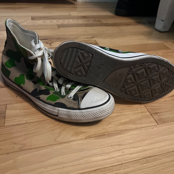 Converse - Picture 2 of 6